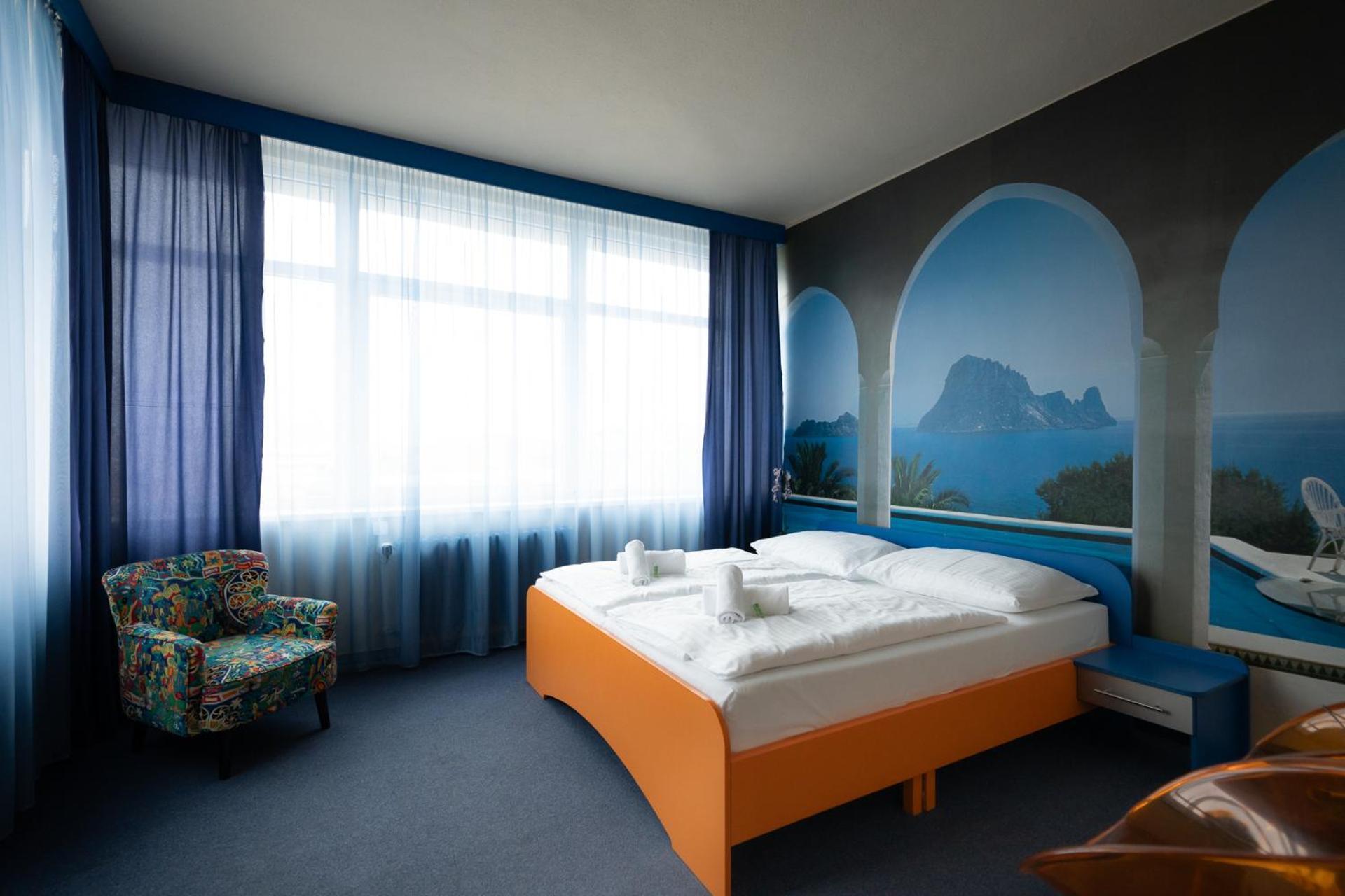 Hotel ลิเบอเรซ ภายนอก รูปภาพ